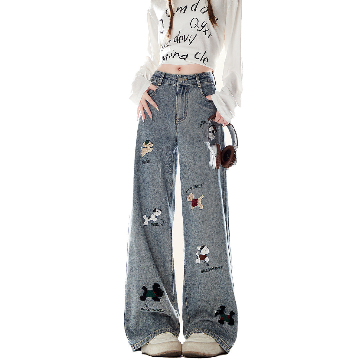 Natural Rustic-style Embroidered Denim Jeans With A Puppy Design For Women